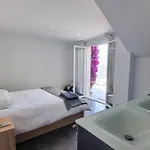 Avec Sublime Vue, 4 * Toulon