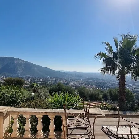 Avec Sublime Vue, 4 Villa